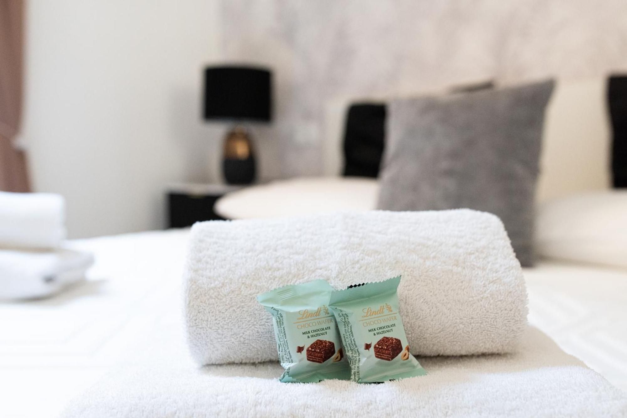Zen Island Downtown Florence, New For 6 * Florence