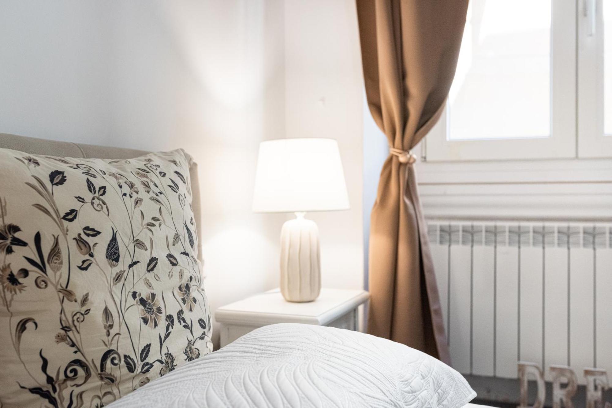 Zen Island Downtown Florence, New For 6 * Florença