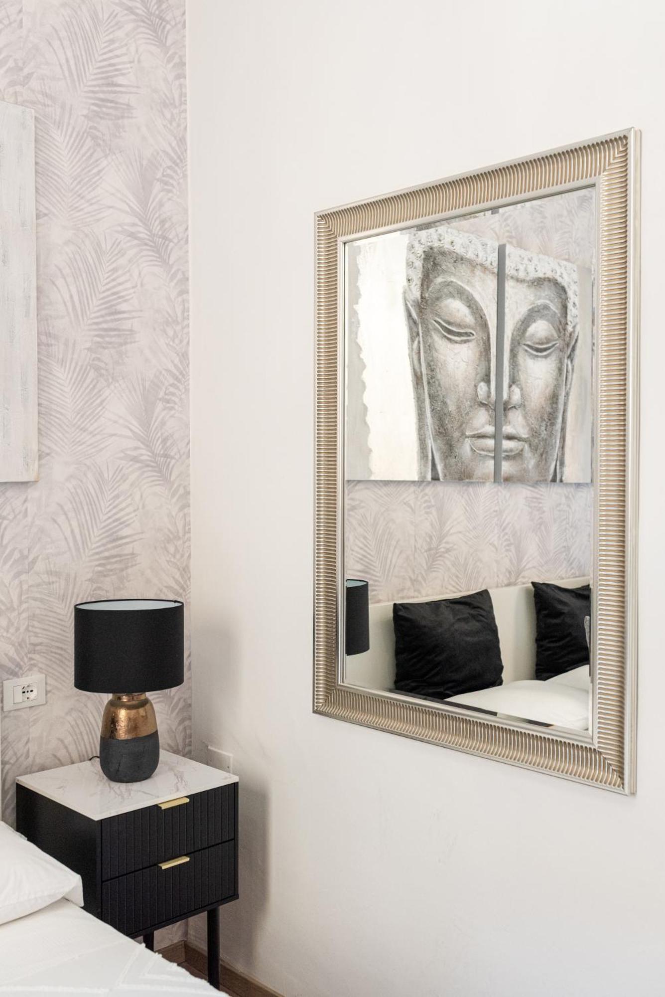 Zen Island Downtown Florence, New For 6 * Florença